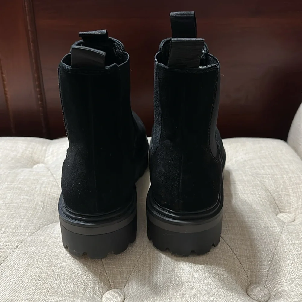 Booties - Picture 5 of 9